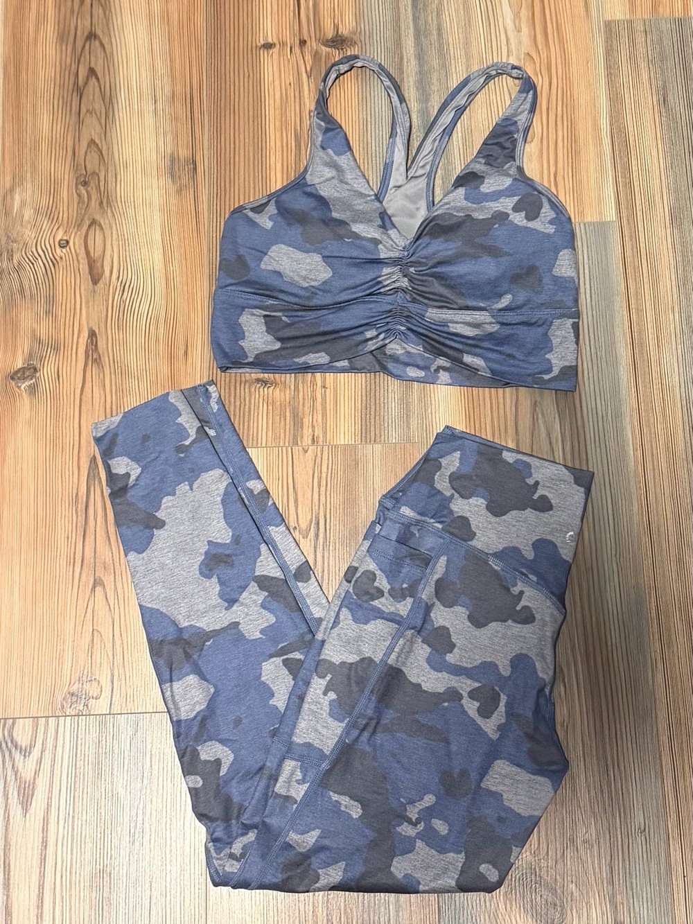 Curves N Combatboots Camo Dream Bra/Leggings Set